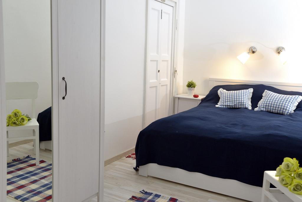 Paris Apartment Budapest Room photo