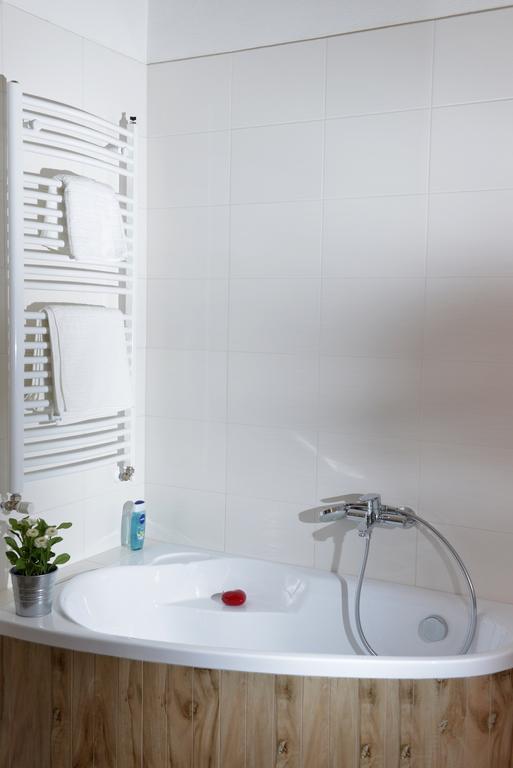 Paris Apartment Budapest Room photo